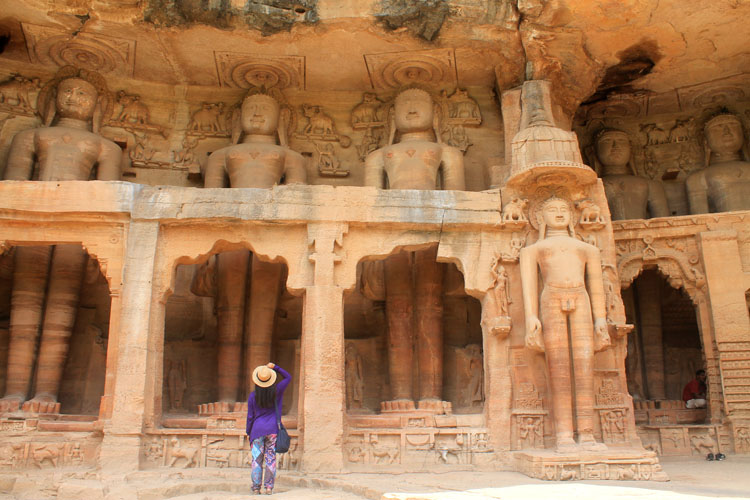 The best ancient temples and ruins in Asia -- Jain sculptures, India