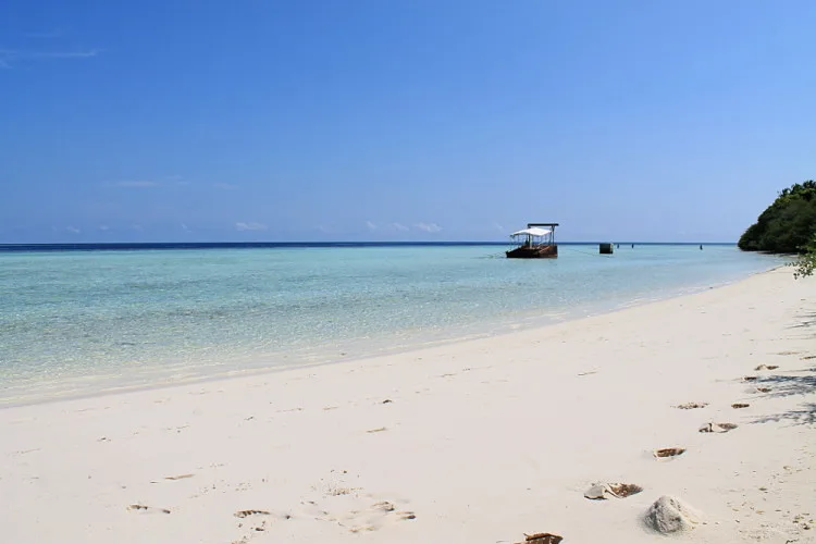 A beach at Asdu Sun Island Resort, the Maldives