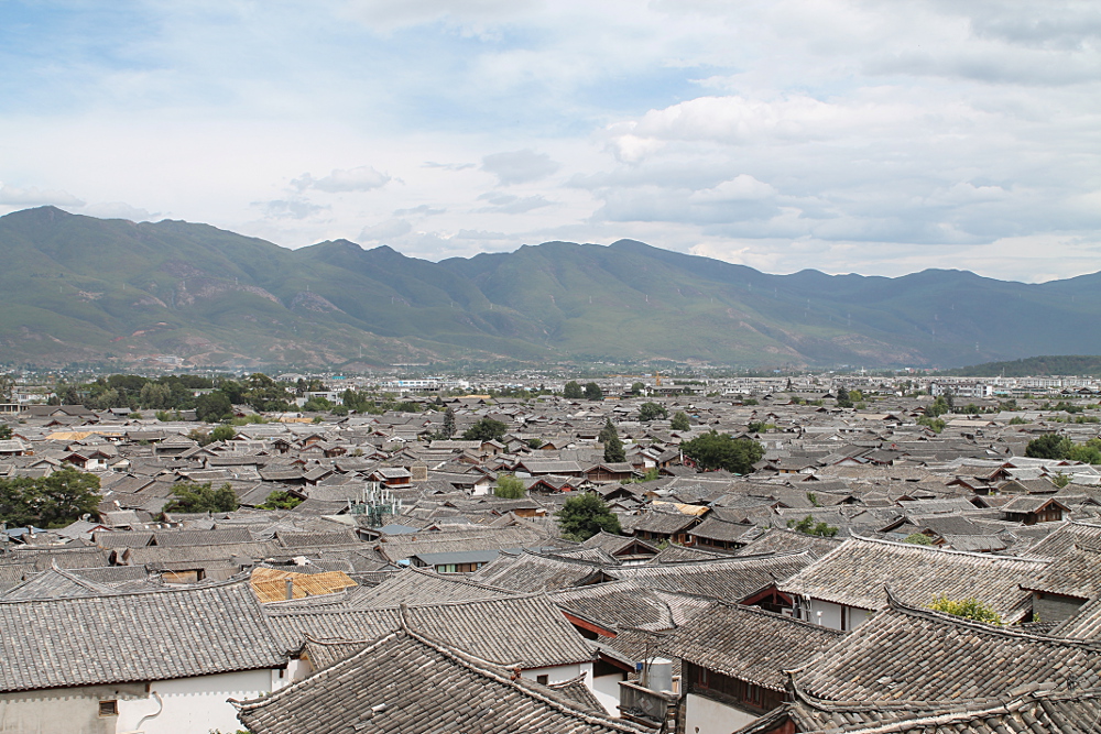 Lijiang is one of the busiest towns you'll see while backpacking in Yunnan