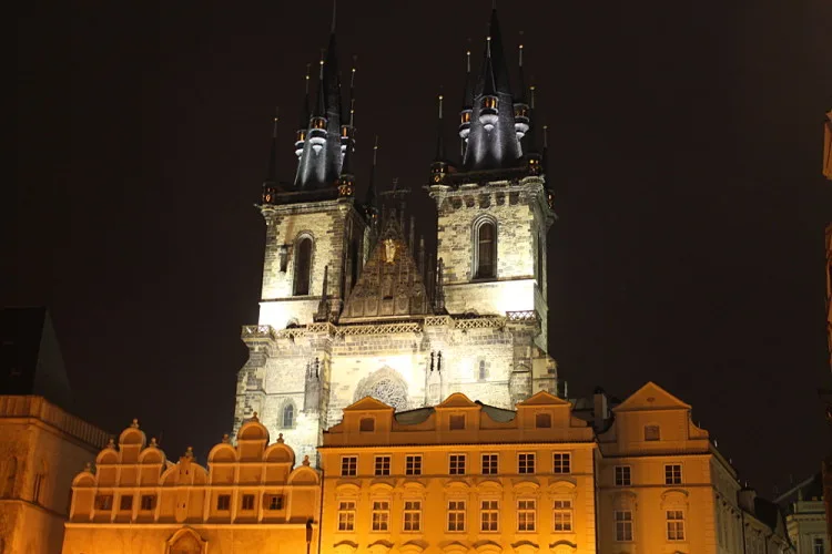 Exploring Prague - the Old Town Square at night