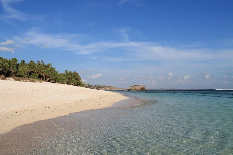 Pulau Rote - an uncommon stop on the backpacking in Indonesia trail
