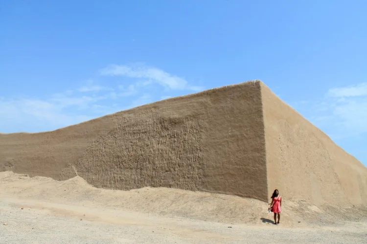 Desert ruins in northern Peru: Chan Chan