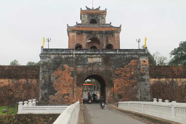 The best things to do in Hue, Vietnam -- Imperial Citadel gate