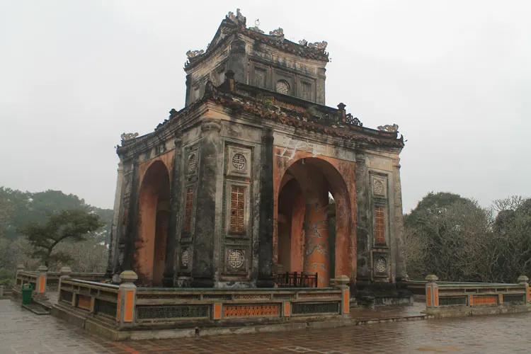 A day in Hue, Vietnam -- Tu Duc's tomb