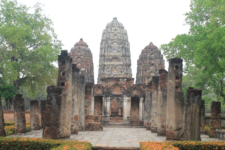 Cycling between Ancient Ruins in Sukhothai, Thailand -- Wat Si Sawai