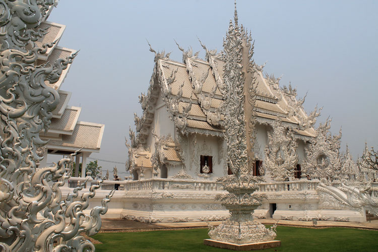 Wat Rong Khun, the white temple in Chiang Rai, Thailand