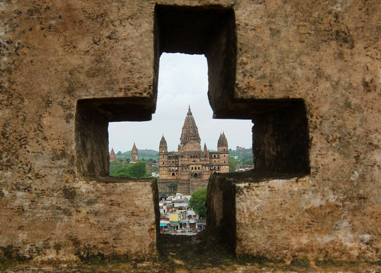 orchha-temple-view