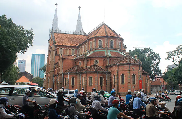 Two days in Saigon, Vietnam: The Notre Dam Cathedral