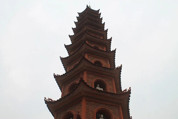 Things to do in Hanoi, Vietnam -- Tran Quoc Pagoda close-up
