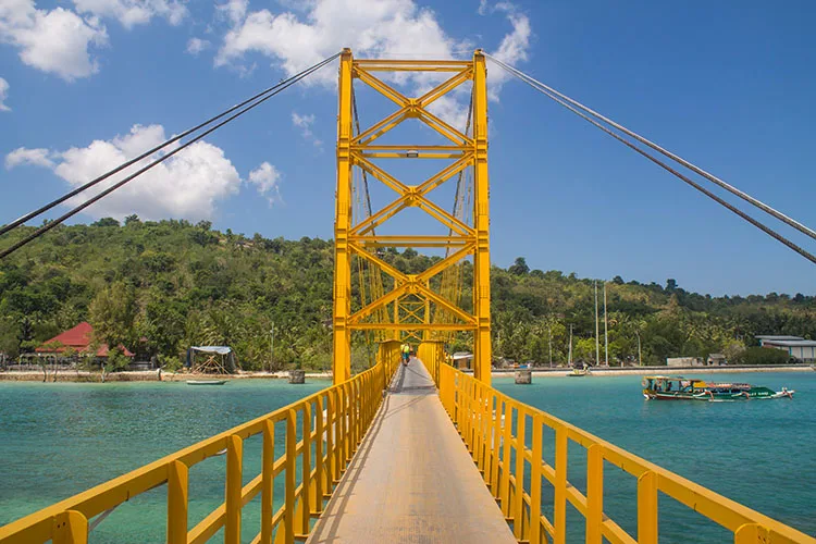 The yellow bridge between Nusa Lembongan and Nusa Ceningan, Indonesia